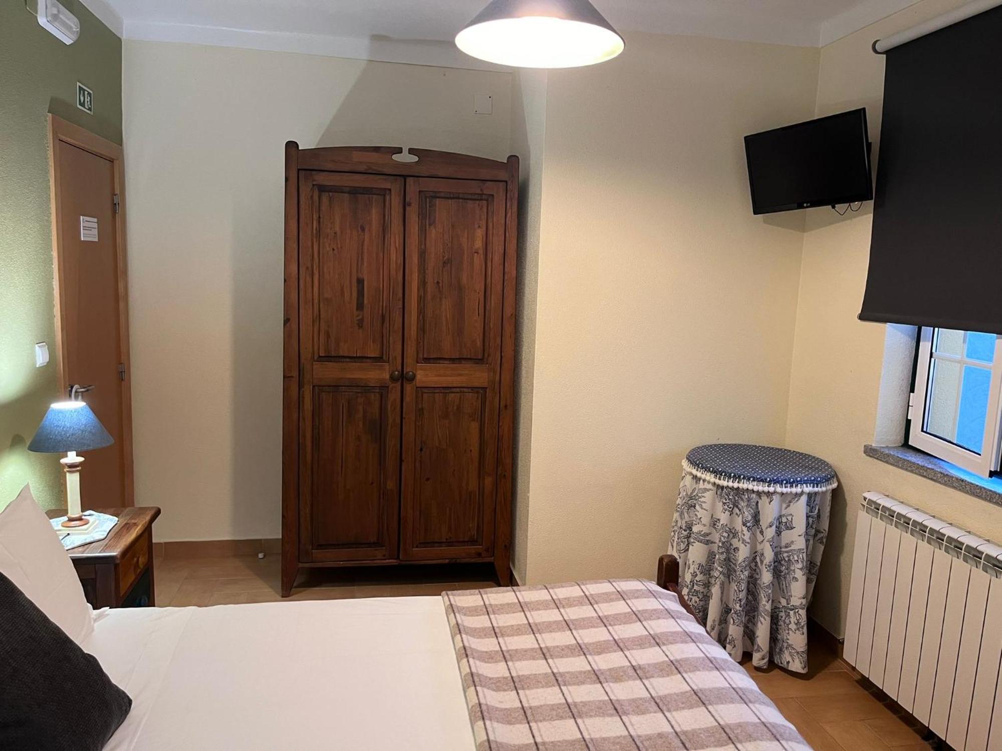Casa Da Fonte Sagrada Hotell Loriga Rom bilde