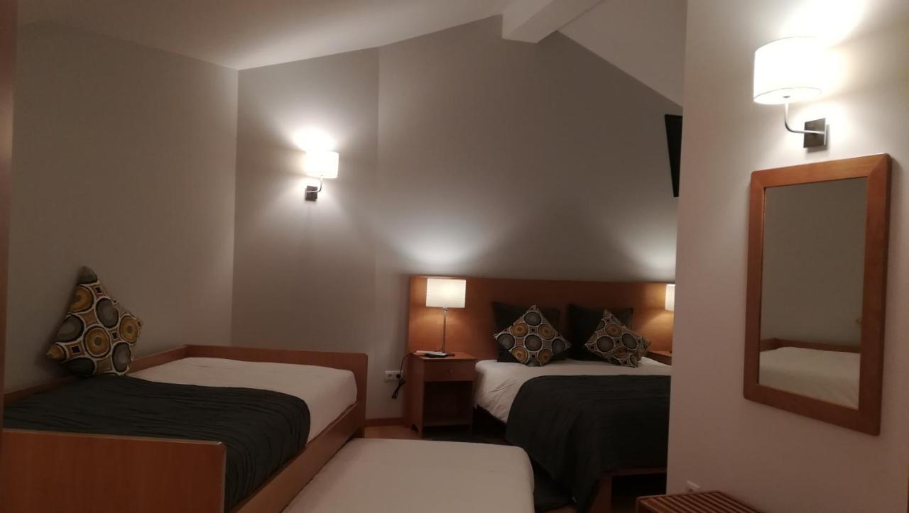 Casa Da Fonte Sagrada Hotell Loriga Eksteriør bilde